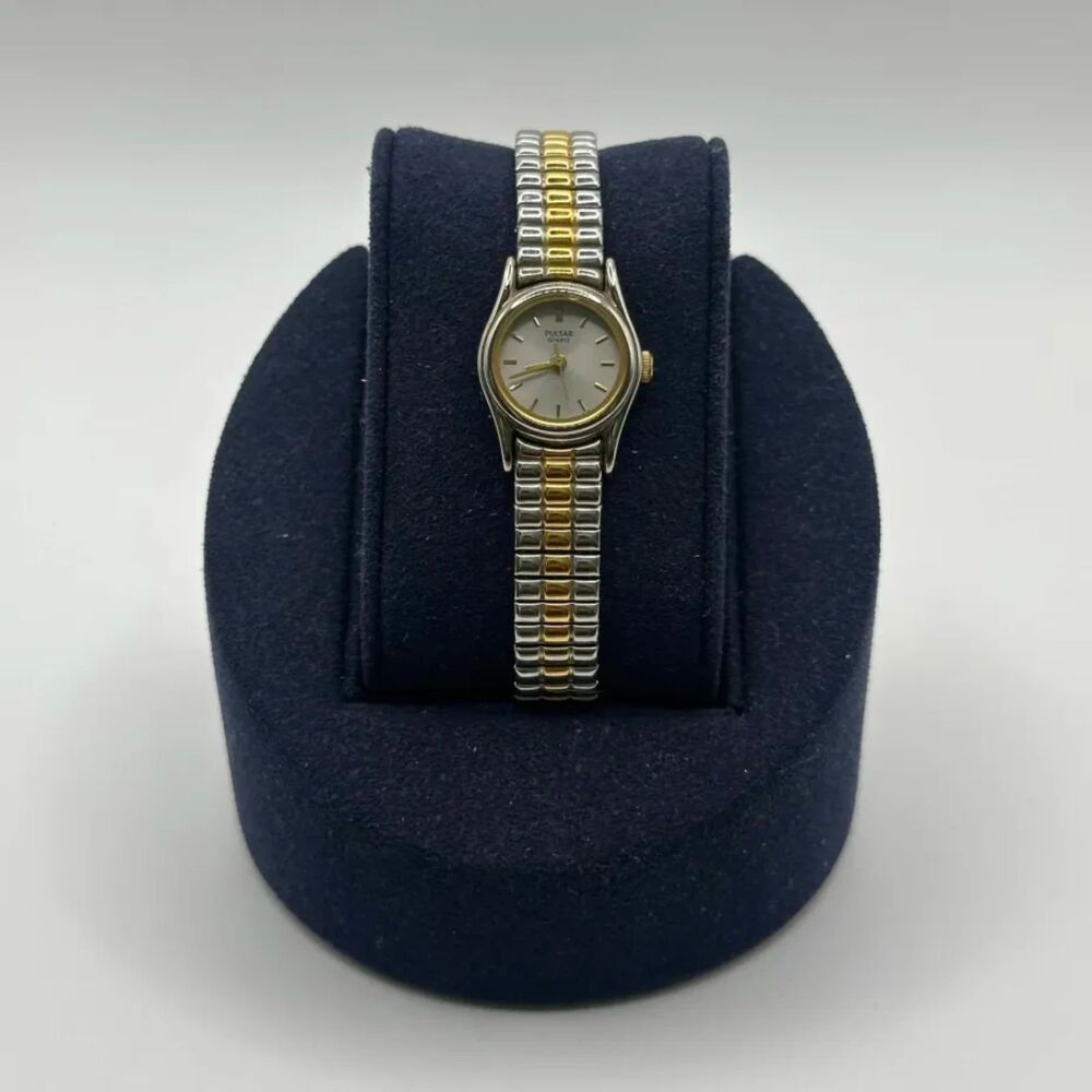 Vintage Pulsar Two Toned Quartz Women's Watch 811-1690